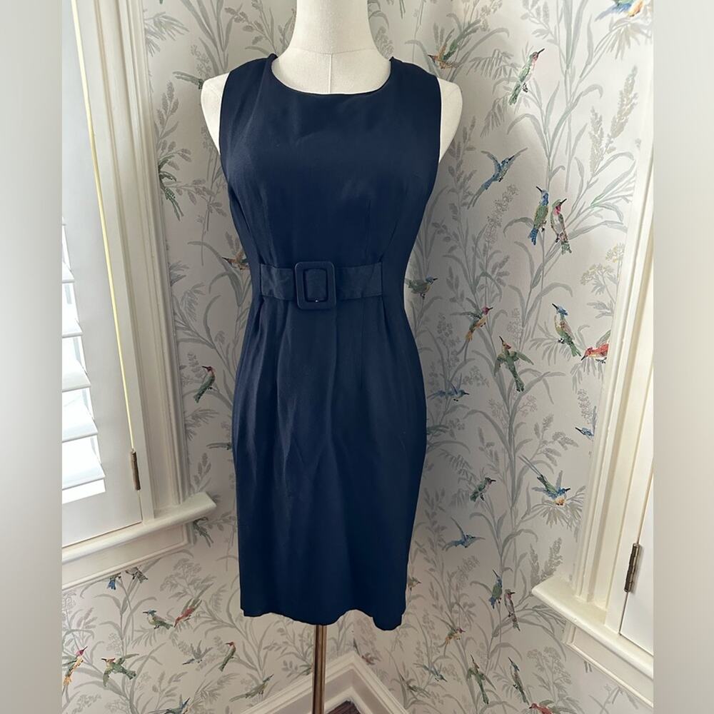Vintage Petite Sophisticate & Co black dress with front belt